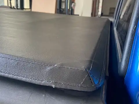 Soft Vinly Tri Fold Tonneau Cover For Toyota