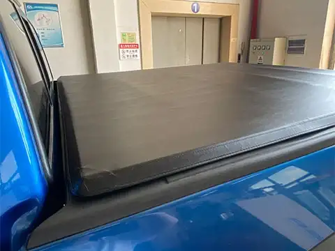 Soft Vinly Tri Fold Tonneau Cover For Toyota